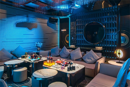 深圳高端商务素场 KTV 夜总会招聘兼职男模 纯绿色 月入13000--27000图片